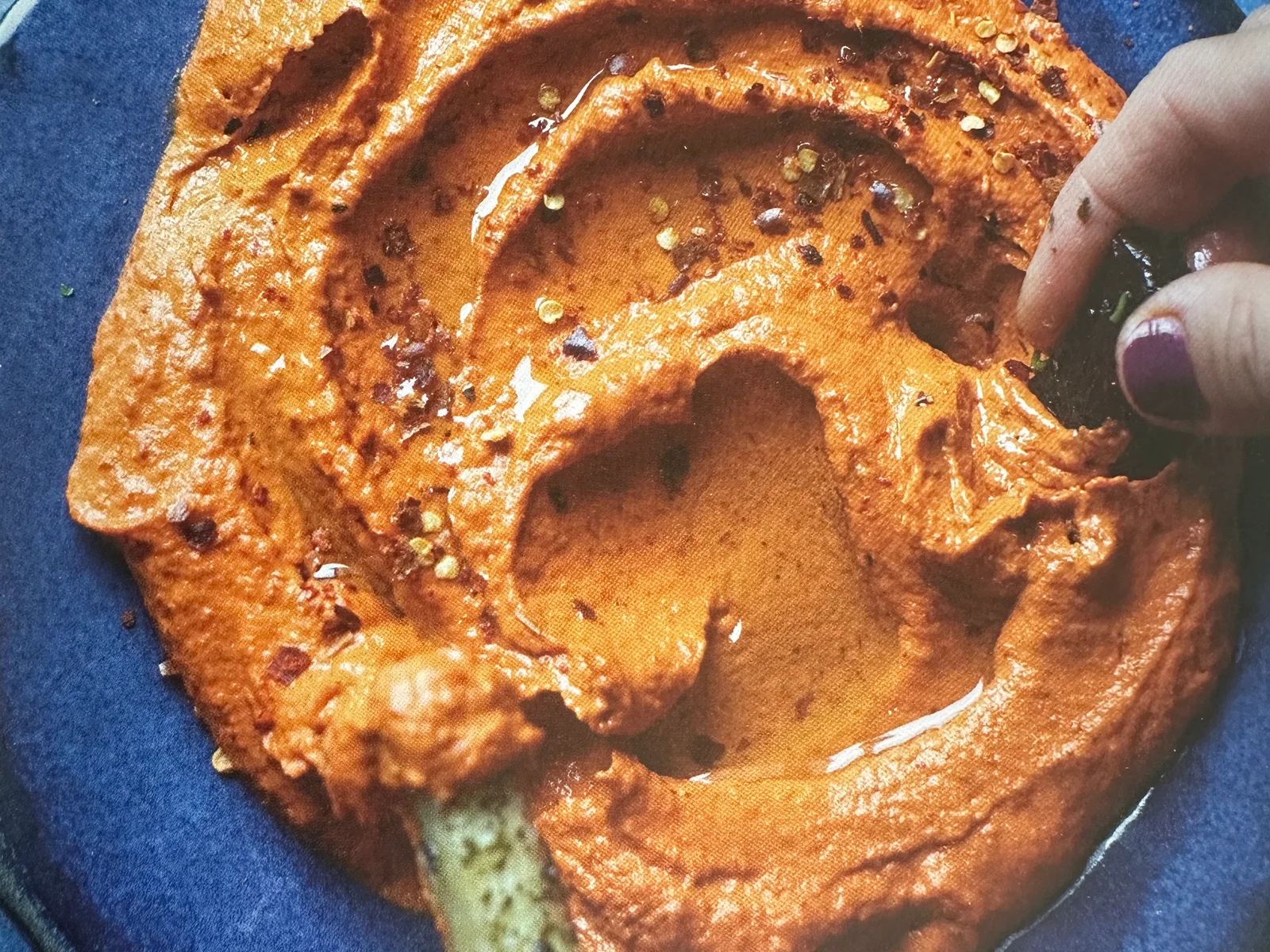 Humus med soltørket tomat og paprika